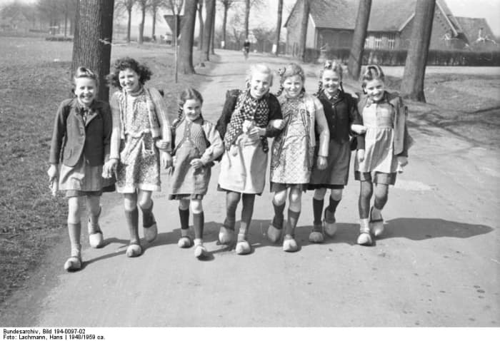 German school children around 1948