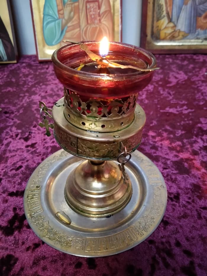 What do you see in the flames of the chandelier? Ancient tracian tribes used to experience visions in the flames.
