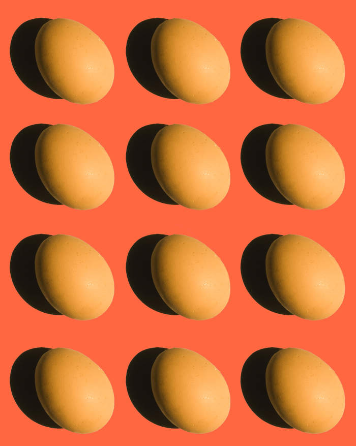 This egg mask is easy and awesome.