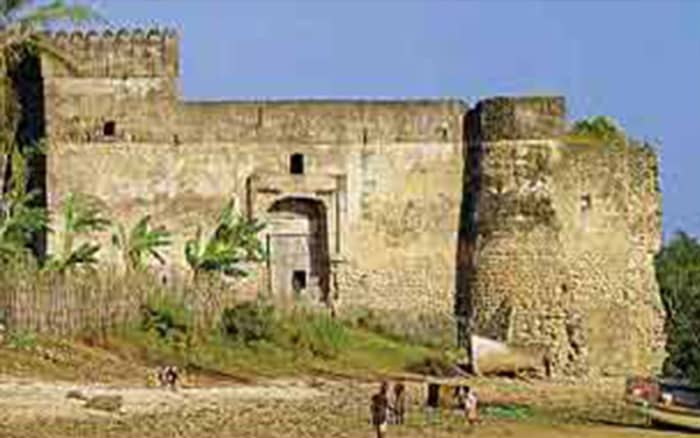In the Fourteenth century, Kilwa was a very fine place. One visitor described it as as "one of the most beautiful and well constructed cities in the world."