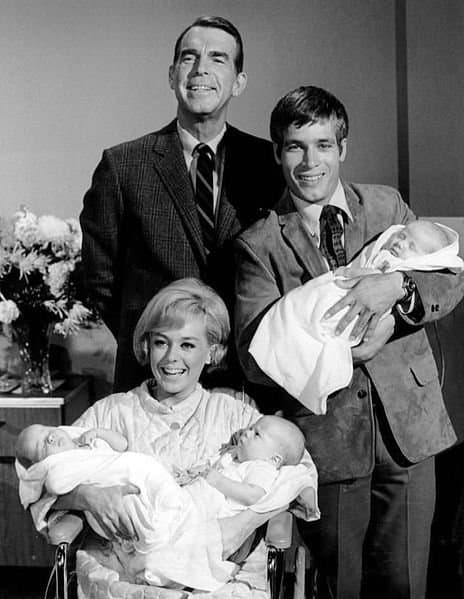 Popular TV Sitcoms From the 60s - HubPages