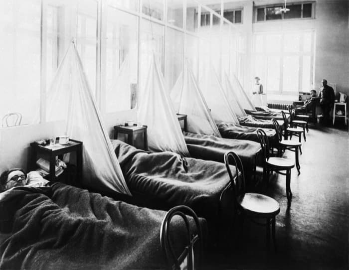 American Expeditionary Force victims of the Spanish flu at U.S. Army Camp Hospital influenza ward No. 1 in Aix-les-Bains, France, in 1918.