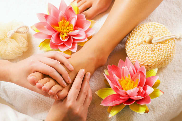 Jojoba oil is a natural relaxing agent that can be combined with other essential oils like citrus or tea tree oil.