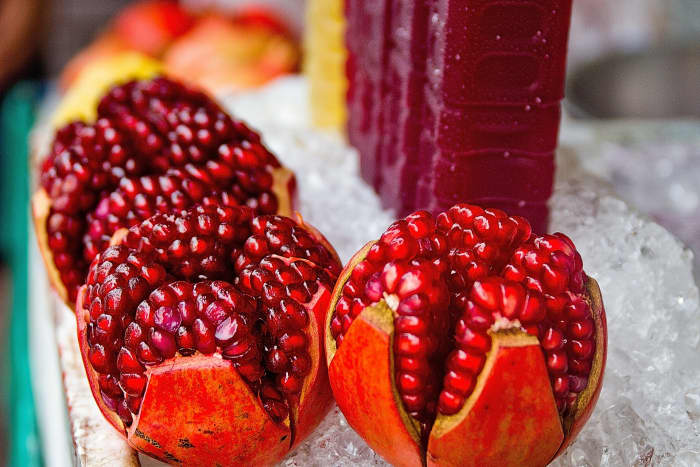 Pomegranate juice is a common weight loss drink because it contains antioxidants known to help with inflammation.