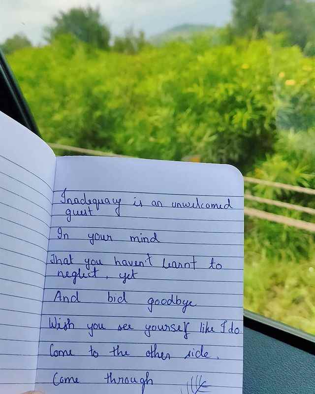 Writers who write at night image