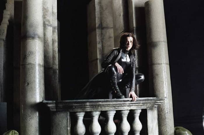 The film deserves credit for maintaining a suitably Gothic atmosphere but nearly every scene is bathed in a weird blue light, which is distracting.