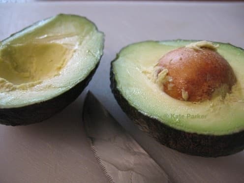 How to Make a Simple, Delicious, and Insanely Nutritious Avocado ...