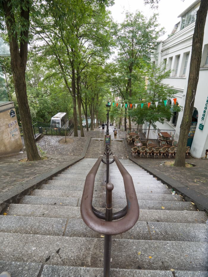 Montmartre Staircase: Rue Foyatier, Paris