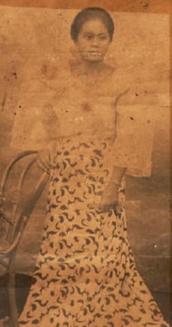 Candelaria Trivino Limjoco, my grampas' sister. She didn't have any children I am told. I never met her. She was known as Lola Canding and was born in 1888. She married a man named Mena Lama.