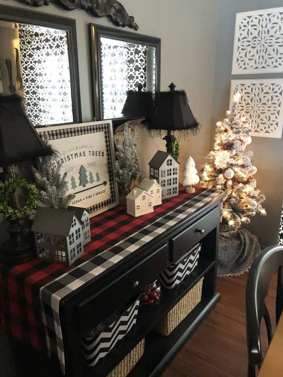 Easy-to-Make Christmas Decorations for Your Home - HubPages