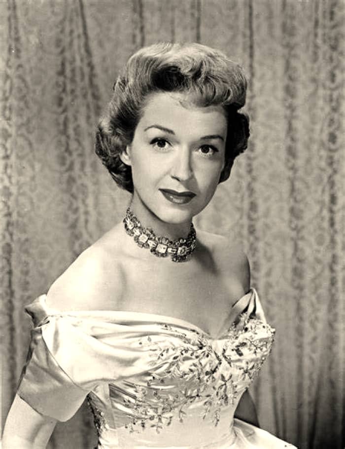 Rise Stevens, Preformed, "What Child Is This", "Silent Night", "The Friendly Beasts" on Your Favorite Christmas Music, Volume One, made 1962 .