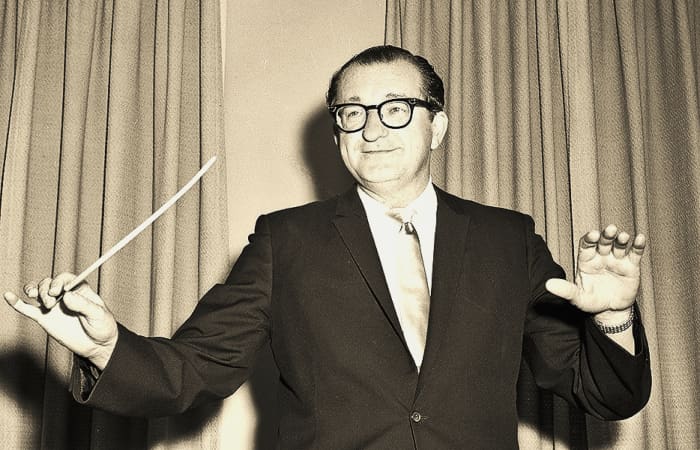 Irwin Kostal conducted the Orchestra for several of the Firestone Christmas Albums, including their last number Seven