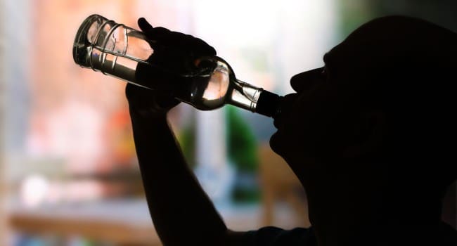 In one meta-analysis, results indicated that there was no evidence that alcohol exposure was related to an increased risk of developing MS.