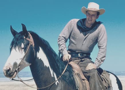 Charlton Heston plays Steve Leech - ranch foreman at the Terrills' and the most interesting character in the movie