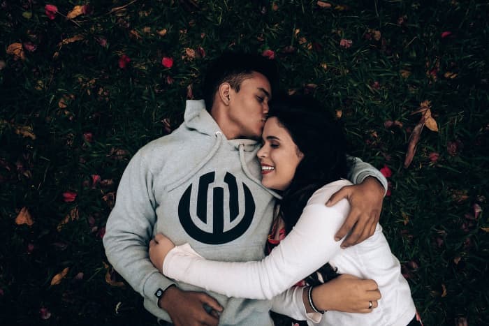 Your kisses don't all have to be steamy and sultry. Sometimes the best kisses are simple and sweet. Make sure you're reading the situation. Your kisses with your partner should feel even. Look at their facial expressions and see if they're happy.
