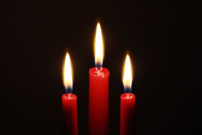 Use red candles with intentionality for best results.