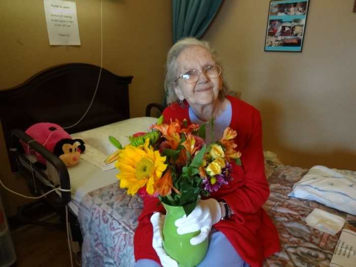 10 Gift Ideas for Nursing Home Residents WeHaveKids