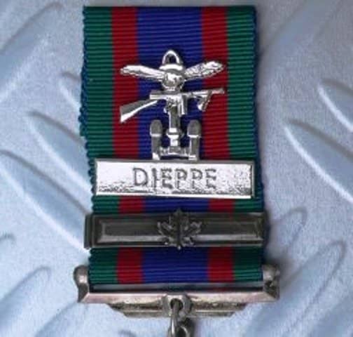 Colonel Merritt earned his posthumous VC escorting RAF radar engineer Jack Nissenthal to the German radar station near Dieppe - note the clasp emblem and nature of the award on the ribbon