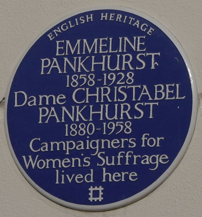 50 Clarendon Road, Holland Park London was Emmeliine and Christabel Pankhurst's home, as commemorated by this plaque.