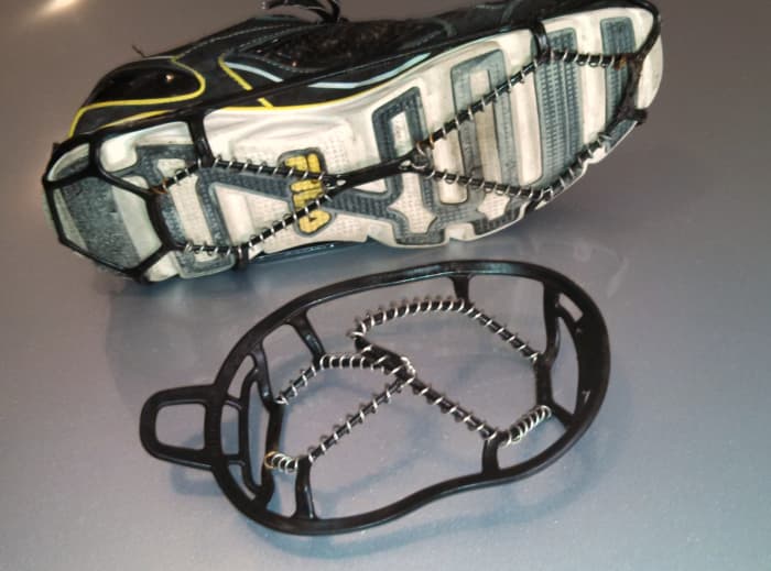 yaktrax pro ice cleats