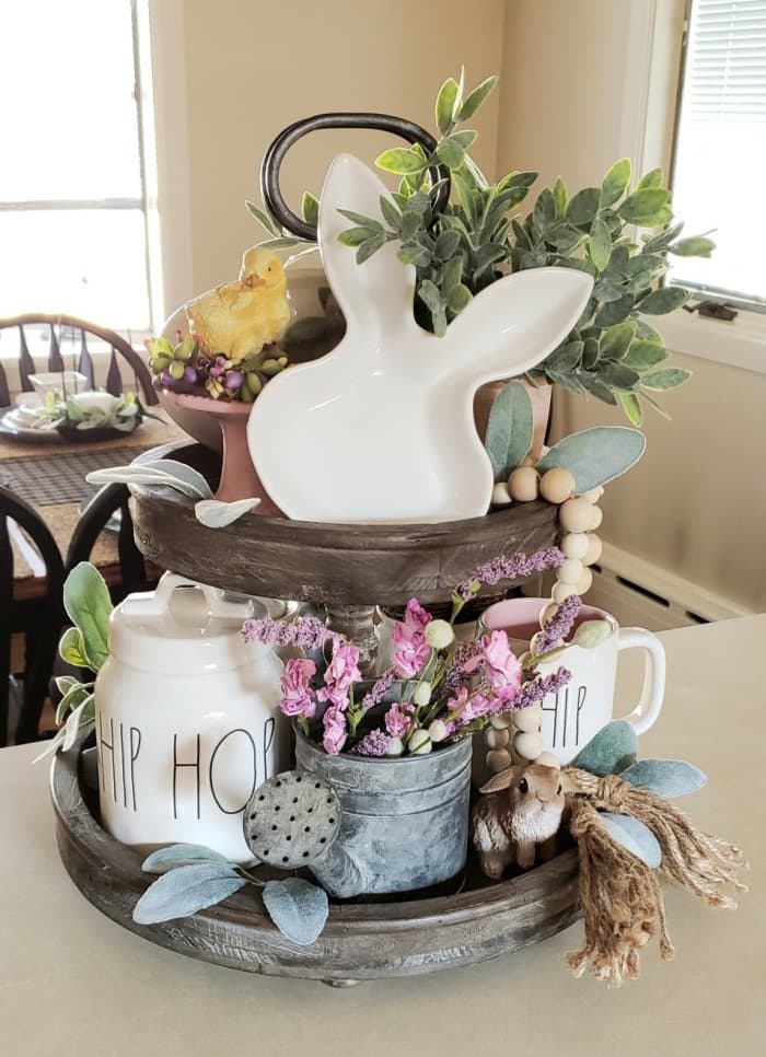 45+ Super Adorable Easter Tiered Tray Ideas that will have you Hopping ...