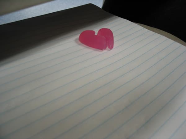 Valentine's Day can be pure torture for those people who don't have a sweetheart this year, and in particular for those who recently lost someone. The key to preventing them from feeling bullied is consideration.