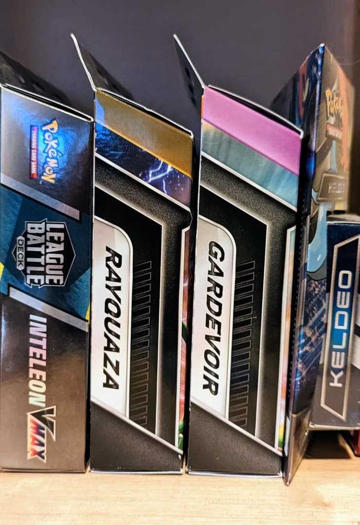 Themed Battle Decks are a great way to build your collection and have a fun time!
