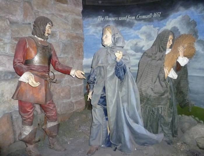A tableau at Edinburgh Castle depicting the Honours of Scotland being saved from Oliver Cromwell.