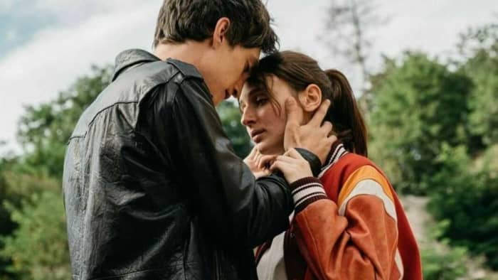Alice Pagani portrays Mirta, a teenage girl with a heroin addicted boyfriend, who wakes up after a fatal overdose, becoming a type of zombie-like creature with an insatiable taste for blood.