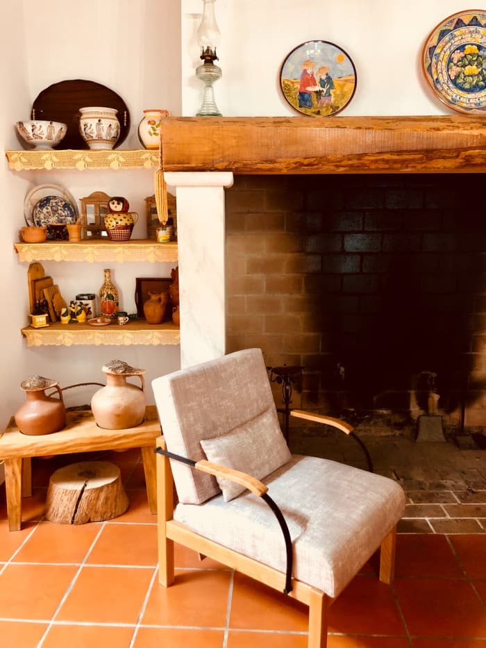 This article will provide different options for ensuring your fireplace mantel doesn't get damaged by heat.