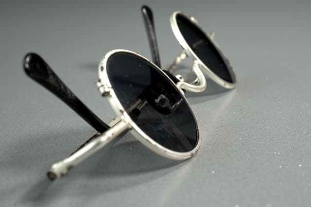 The Best Designer Sunglasses Brands - Bellatory