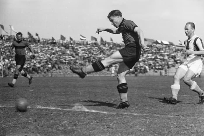 Ferenc Puskás, star of the great Hungarian team of the 1950s.