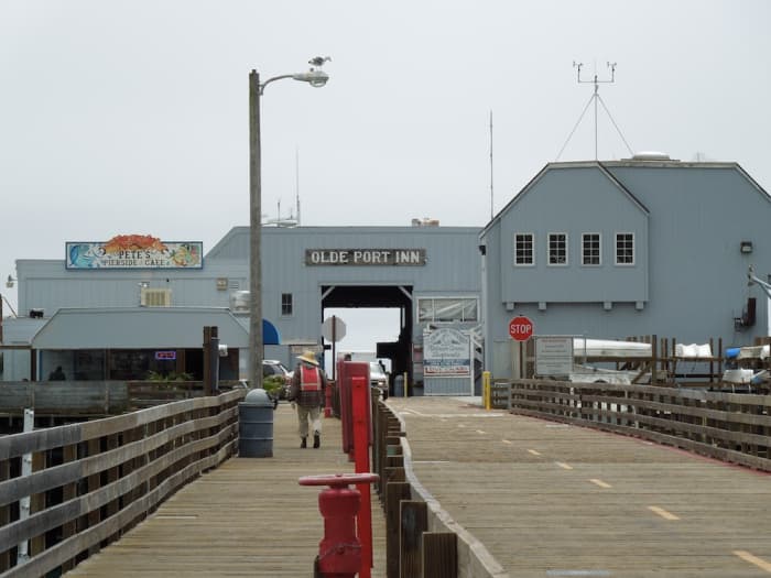 You can see the left pedestrian walkway in this picture.