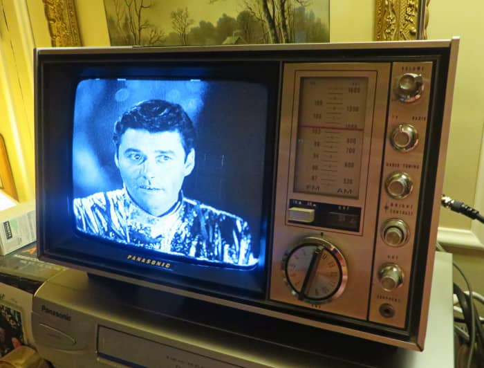Guy Williams is an actor who portrayed the original John Robinson on Lost in Space.. Lost in Space, The Derelict, Episode aired Sep 22, 1965.