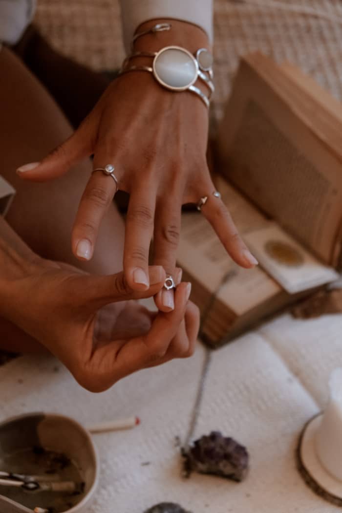 Cancer wears lots of silver and jewelry shaped like the moon. Pearls are an excellent choice for the water sign.