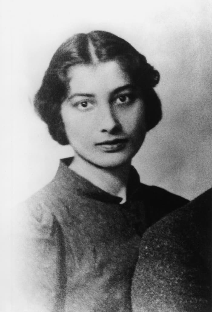 Noor’s indomitable bravery teaches us some life changing lessons that not only celebrate the spirit of resilience but are also timeless across generations.