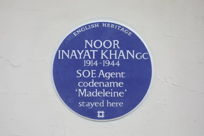 An English Heritage Blue Plaque is seen on the former family home of Second World War British secret agent Noor Inayat Khan in London on August 28, 2020.