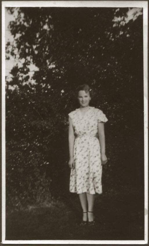 Elizabeth Short in 1946