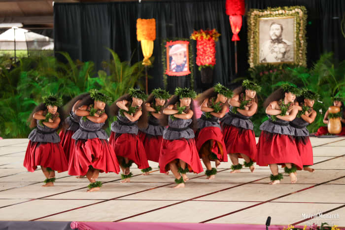 MM2021 5th Place Wahine Kahiko Ka Lei Mokihana O Leināʻala Nā Kumu Hula: Leināʻala Pavao Jardin