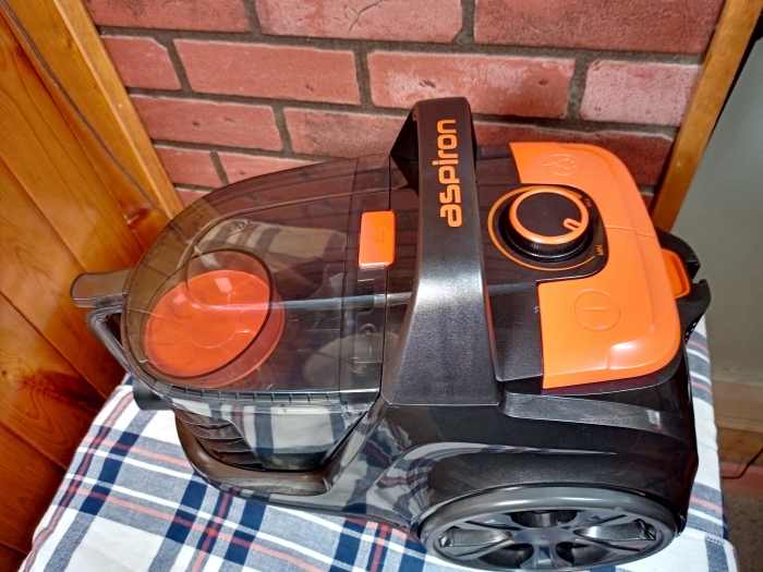 Review of the Aspiron Canister Vacuum Cleaner Dengarden