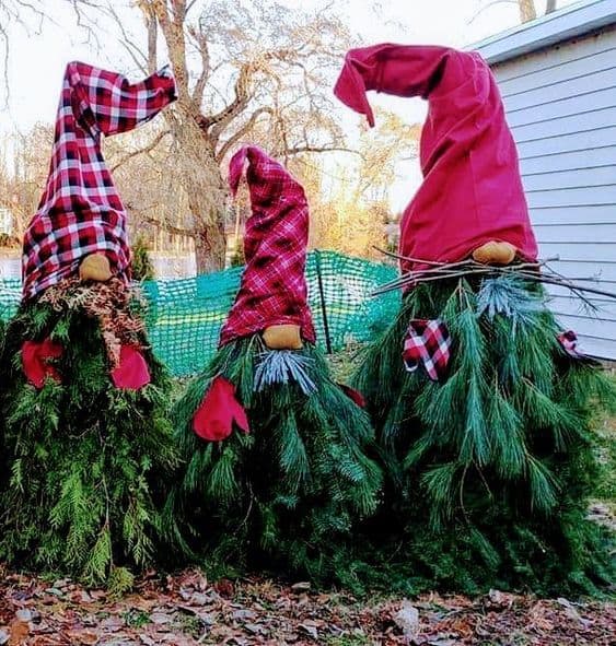 50+ Festive DIY Christmas Tree Gnomes That Work for a Grinch Theme ...