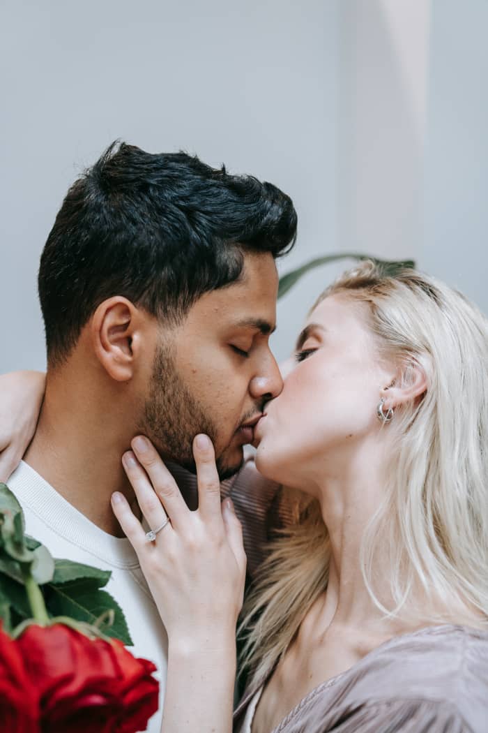 When Aries likes someone, they don't try to hide it. They're up front with their thoughts and feelings.