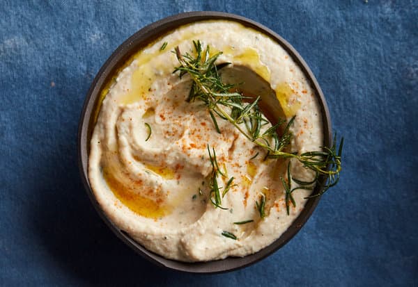 The softness of Butter beans gave me a great idea that after you enjoyed them you could use the left-over butter beans to make a nice creamy spread or dip that I am sure your going to love.