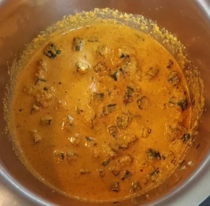 Mix to combine masala with vegetable, add more water if required to adjust the consistency and adjust salt if required.