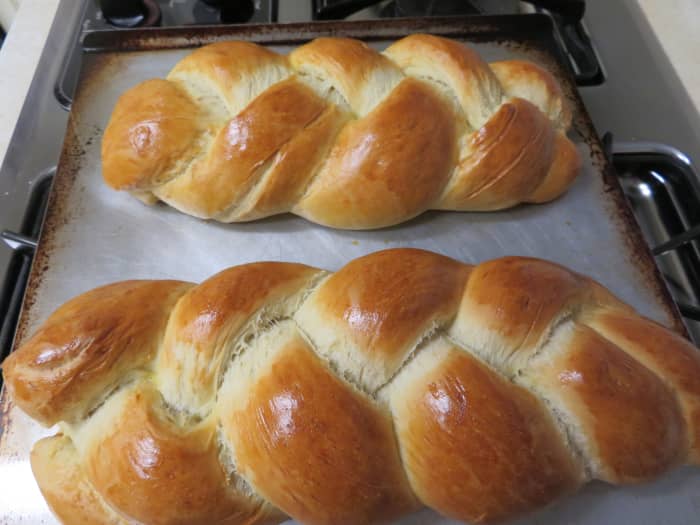 1958 Pillsbury Bake-Off Winner: French Bread Braids Recipe - Delishably