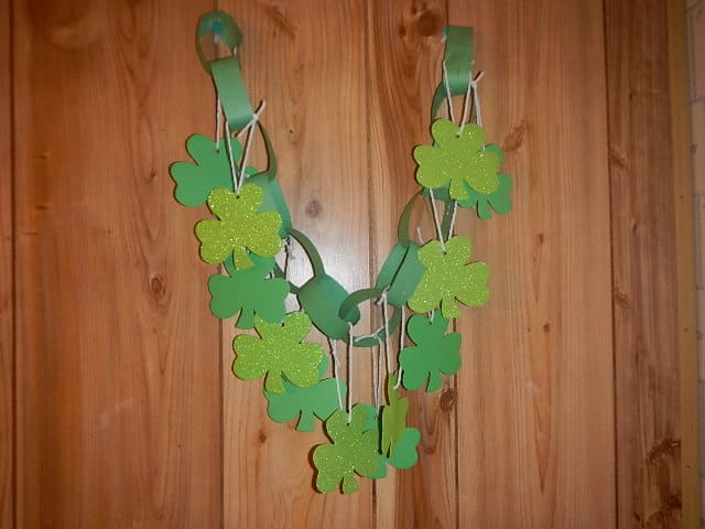 Hang your garland on the wall or on a shelf or mantle as a holiday decoration.