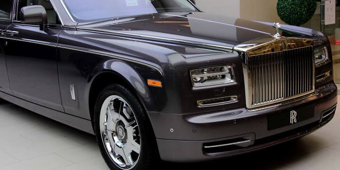 A Rolls Royce Phantom. It is much more expensive to buy imported cars such as this here than in the UK or America, the price tag said 48,000,000 baht - about £900,000 or $1,400,000