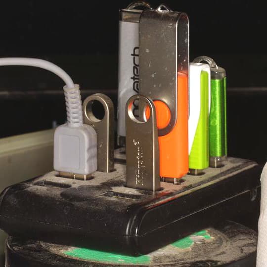 A bunch of USB drives paired together can operate as a singular mass storage device using the right software.