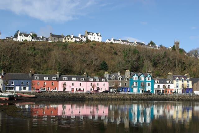 Tobermory was built in 1798 by the British Fisheries Society. It features in the children's television show Balamory.