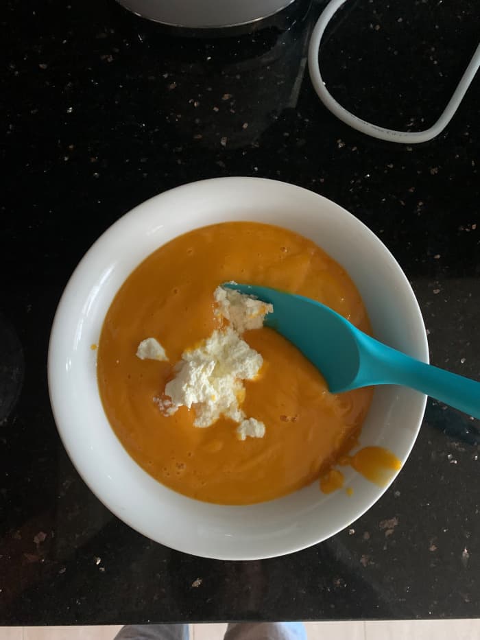 I like to add ricotta cheese instead of sour cream. Add your favourite bread and enjoy this warming, healthy meal.